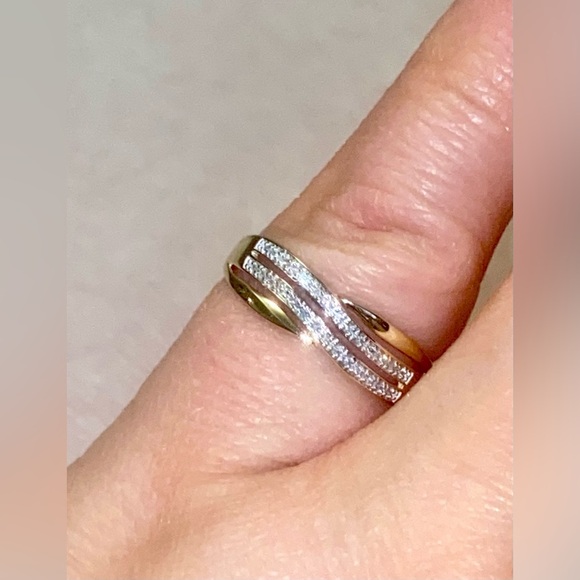 14K  Gold and Diamonds 💎 Women's Ring. Size 8.5 - Picture 7 of 7